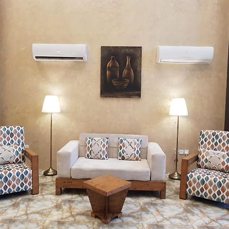 الحماد للشقق الفندقية - فرع سلطان بن سلمان Jeddah Exterior photo